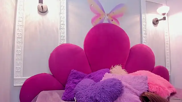 Bonniie 22 online show from November 5, 4:23 pm