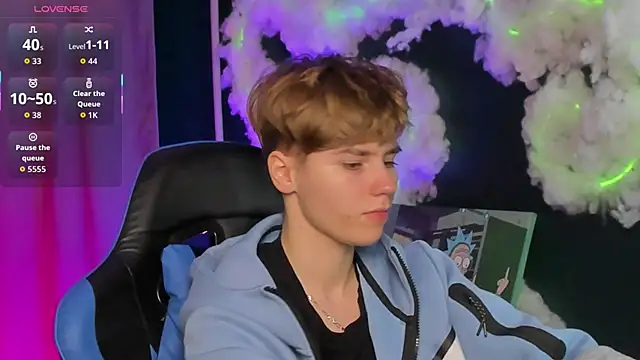 Jean Wilsons online show from December 15, 11:26 am