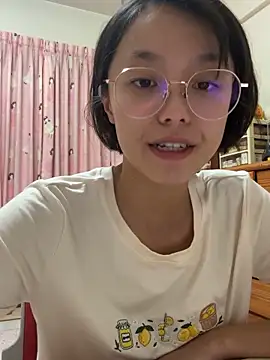 ladypaggy online show from April 20, 3:37 pm