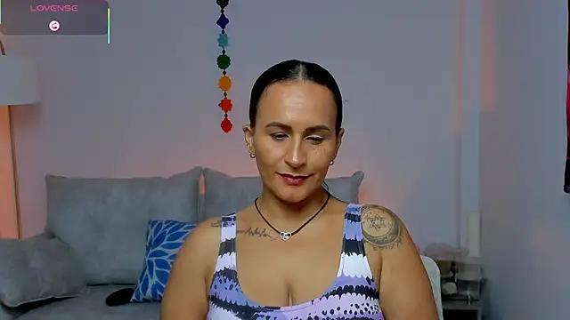 Sara Charmy online show from April 25, 1:41 pm