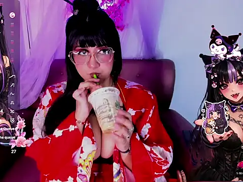 Mitsu Kawii online show from April 24, 7:49 pm