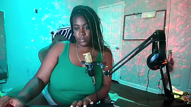 lovelyenigma365 online show from April 28, 3:54 am