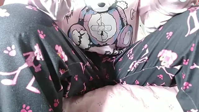 FresitaSquirt24 online show from January 15, 11:55 pm