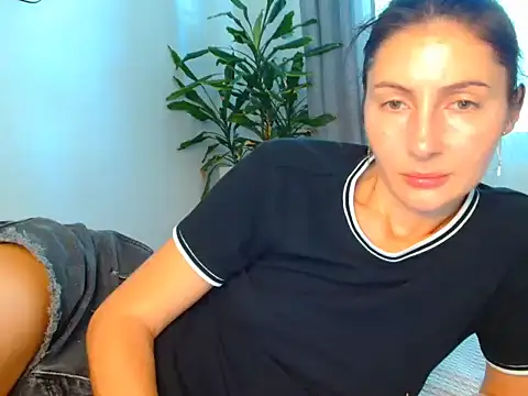 Irina9793 online show from June 21, 6:39 am