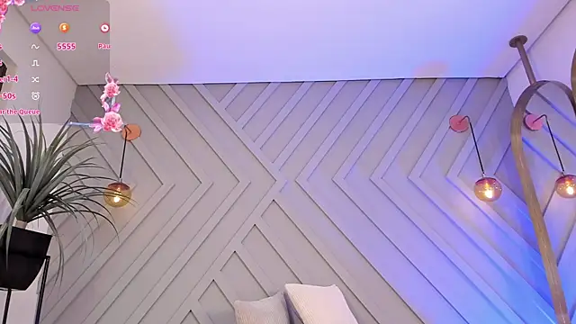 Adharamonroe online show from April 25, 1:41 pm