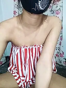 Snapshot of Orna-1 chatting on October 12, 9:28 pm Orna-1 online show from October 12, 9:28 pm