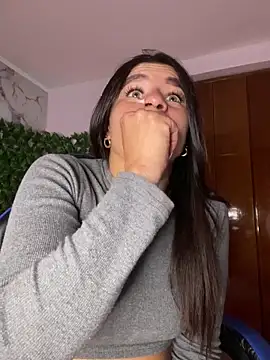 sofia 23x online show from October 6, 1:06 pm