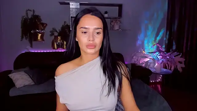 DanaSincere online show from April 28, 3:43 am