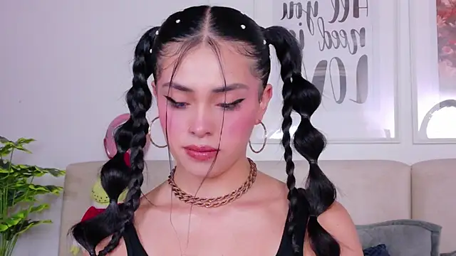 SaritaBratz online show from November 28, 9:18 pm