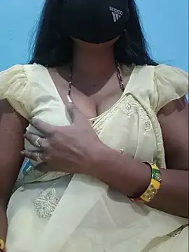 Sexyradha  online show from July 6, 5:15 pm