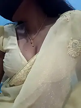 Sexyradha  online show from March 4, 4:35 pm