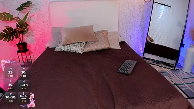 alanarouge online show from March 28, 11:43 am