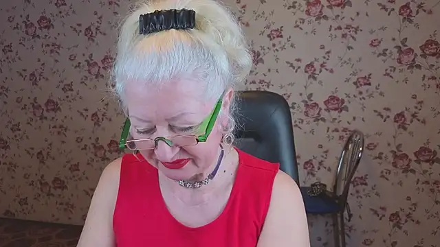 Maya Mayflower online show from January 18, 3:25 am