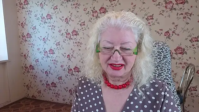 Maya Mayflower online show from November 16, 5:31 am