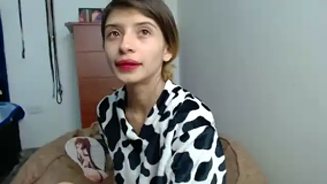 KratosAfroditacs online show from April 21, 2:51 am