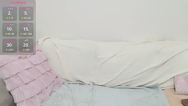 pppYukaqqq online show from April 22, 12:13 pm