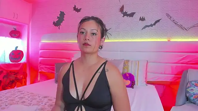 LeilaHiuston online show from October 28, 7:08 pm