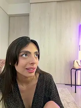 ZaraLuuv online show from April 25, 6:16 pm