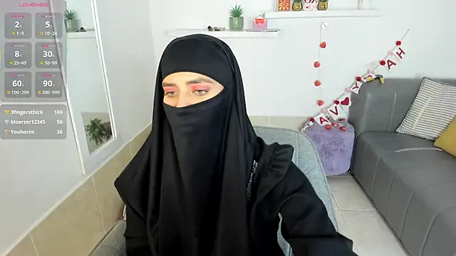 Snapshot of salma_arabicc chatting on September 18, 6:01 am salma arabicc online show from September 18, 6:01 am