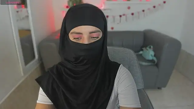 Snapshot of salma_arabicc chatting on September 25, 4:22 am salma arabicc online show from September 25, 4:22 am