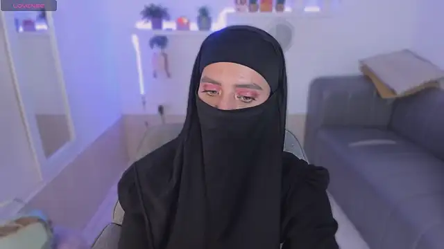 Snapshot of salma_arabicc chatting on October 9, 5:11 am salma arabicc online show from October 9, 5:11 am