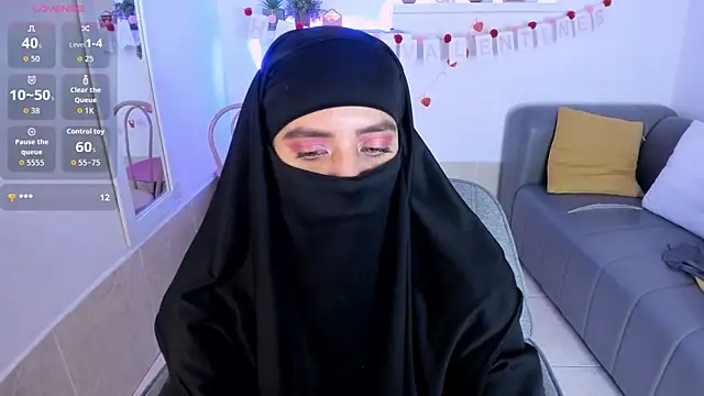 Snapshot of salma_arabicc chatting on October 4, 4:29 am salma arabicc online show from October 4, 4:29 am