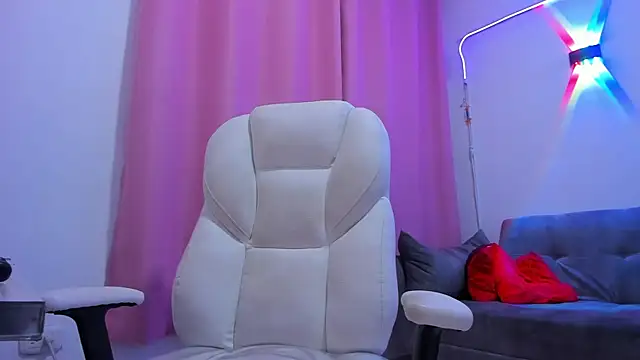 gaaby foxx online show from October 15, 1:57 pm