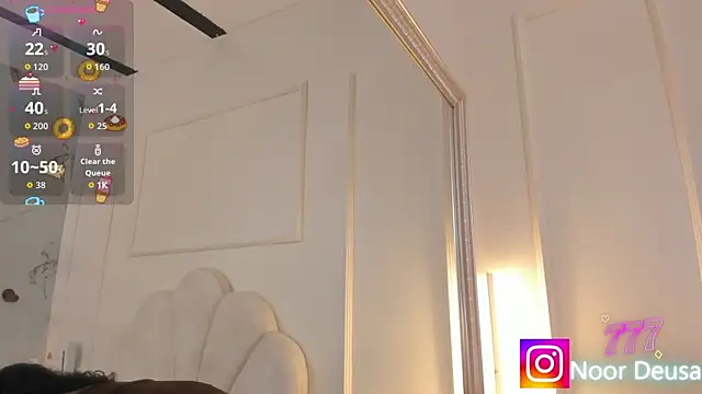 Candaceoweens online show from April 23, 3:36 am