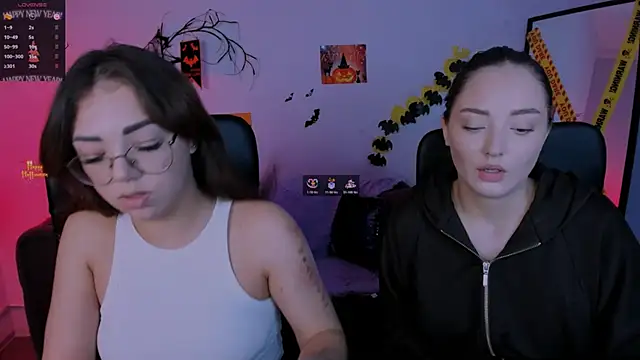 kiki swan online show from November 4, 9:58 am