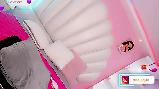 Nina Keyli online show from March 25, 9:06 pm