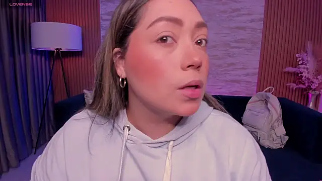 heidy johns online show from November 5, 3:23 am