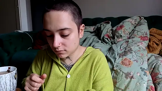 OllympeKaii online show from November 10, 8:09 am