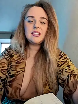 Juicy PeachLux online show from October 7, 10:08 am