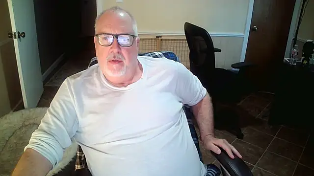 superbearboss online show from October 28, 2:12 pm