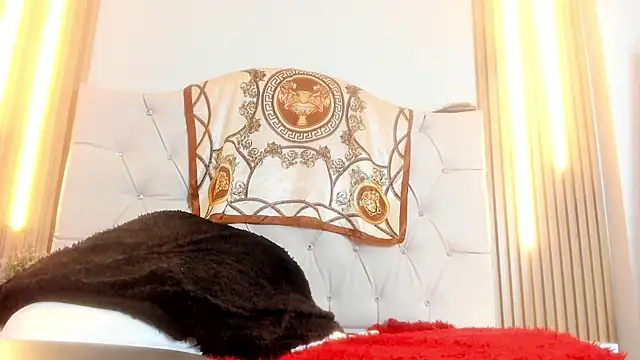 Alexa Bravva online show from March 22, 8:20 am