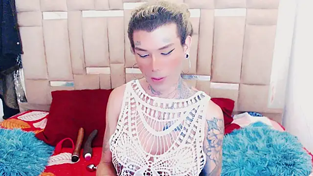 Snapshot of ana_tsxxx chatting on September 11, 11:38 pm ana tsxxx online show from September 11, 11:38 pm