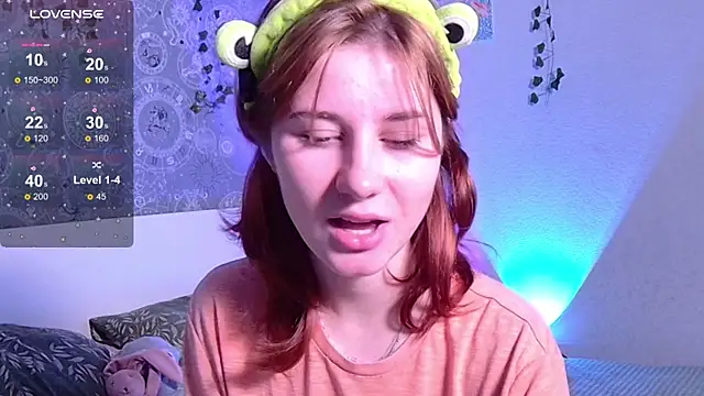 Snapshot of Cute_Cate404 chatting on September 26, 3:26 am Cute Cate404 online show from September 26, 3:26 am
