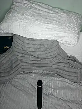 Saucy-Serenity online show from April 23, 2:52 am