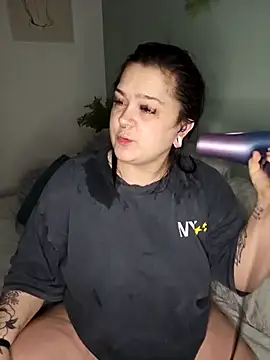 Saucy-Serenity online show from April 24, 8:55 pm