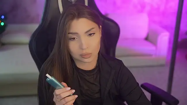 Billie054 online show from December 18, 7:46 am