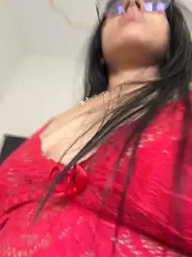 jheicylli online show from April 26, 7:22 pm