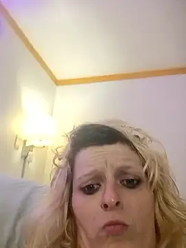 KITTYBOOBOOFUXX online show from October 31, 1:51 am