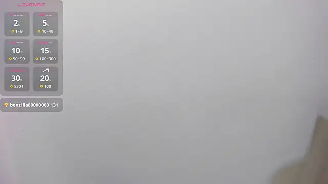 Snapshot of luciana_smith20 chatting on September 10, 1:44 pm luciana smith20 online show from September 10, 1:44 pm