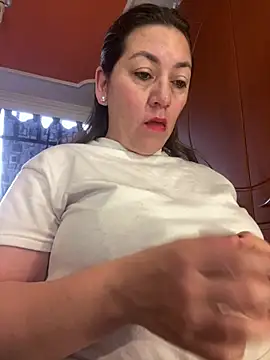 Luna-nevada online show from April 23, 3:25 pm