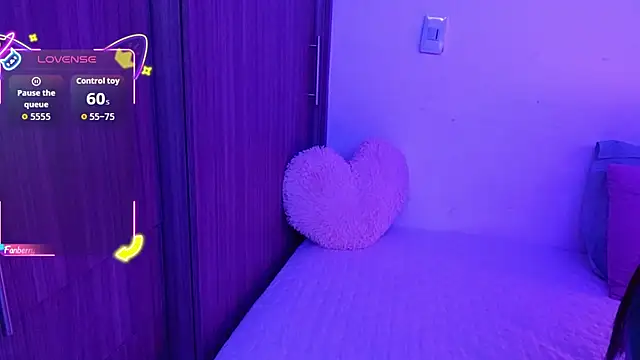 Oliviargf online show from September 26, 1:14 am