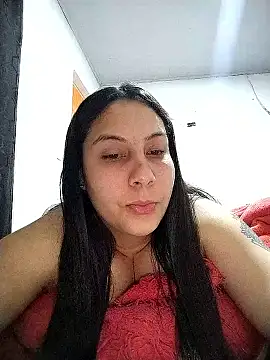 esmeralda jadees online show from January 18, 9:11 pm