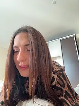 AleksandraRich online show from April 23, 1:14 am