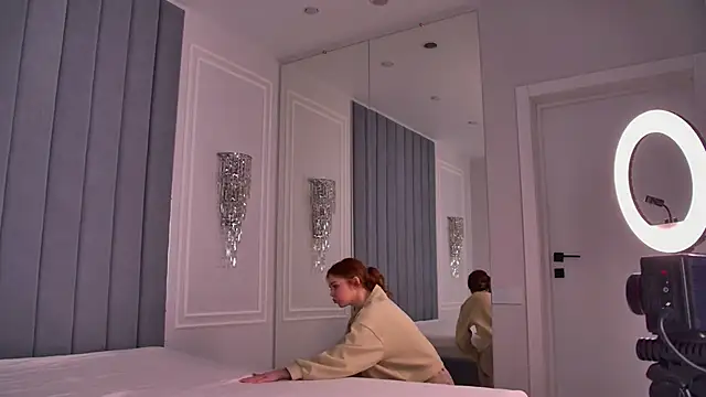 MiraBliss online show from April 24, 6:54 pm