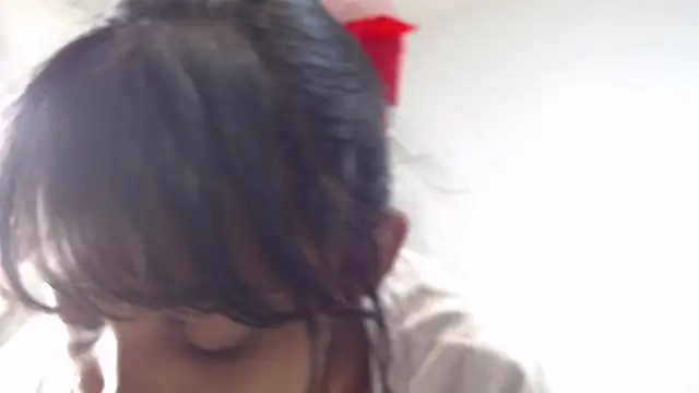 willow smitt online show from April 29, 1:25 pm