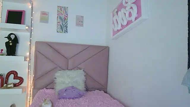 eva sin18 online show from April 23, 11:07 pm